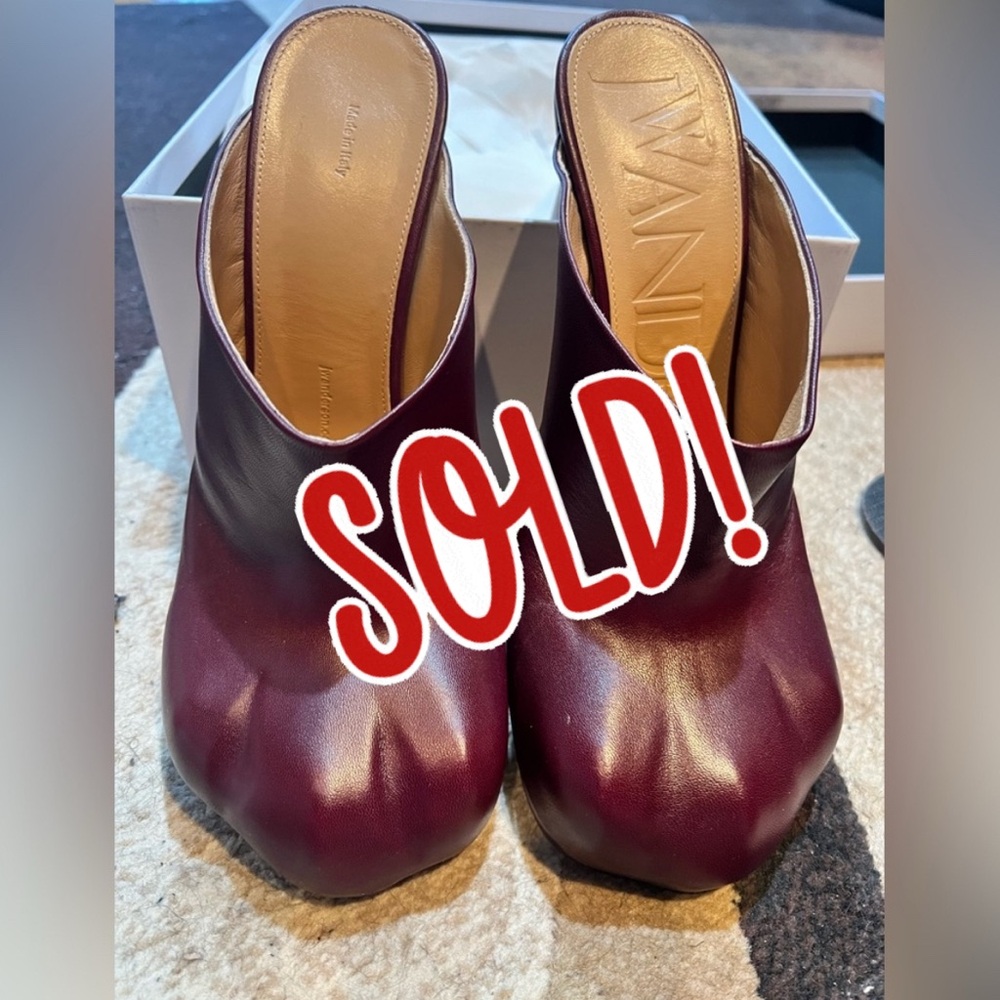 JW Anderson Women's Burgundy Leather Mules